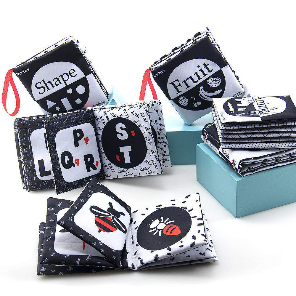 Teytoy My First Soft Book non-toxic stitching close-up emphasizes safety and durable construction.