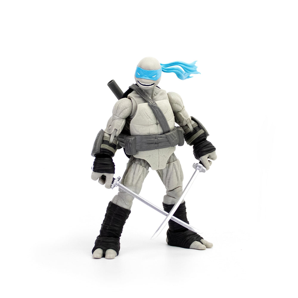 The Loyal Subjects TMNT Leonardo twin katana accessory for pose variety