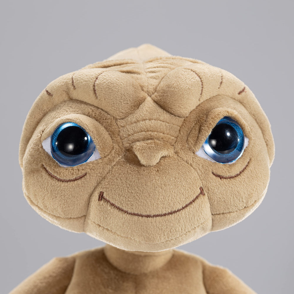 The Noble Collection ET Plush fine stitching highlights licensing accuracy and authenticity.