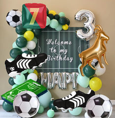 TiAaihion 4D football balloons jersey piece adds sporty vibes to parties.