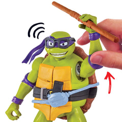 TMNT Donatello Deluxe figure in action pose ideal for dynamic battles and storytelling.