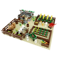 TNDCKP barn and farm blocks Chicken Coop close-up for imaginative play