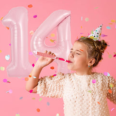 TONIFUL 4-number balloon adds a cute vibe to weddings