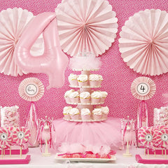 TONIFUL self-standing balloon creates dramatic centerpieces for photos