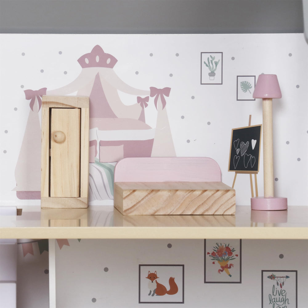 Touch Us Dream Playhouse 12-piece accessories spark complete scenes and interactive role play.
