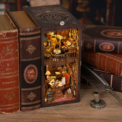 TOYQI dust-cover book nook kit protects the display