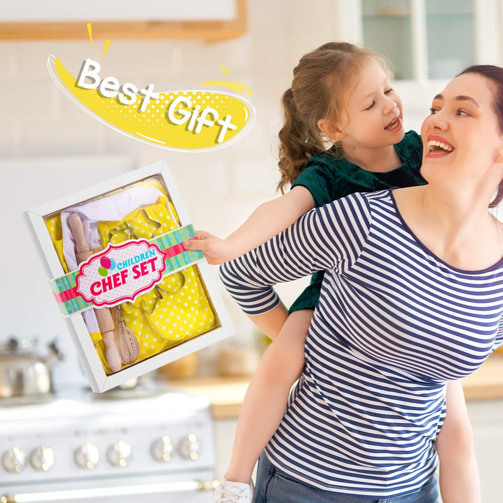 Toyze rolling pin and cookie cutters spark creative baking play