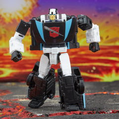 Transformers Armada Wheeljack sword accessory enhances battle-ready display.