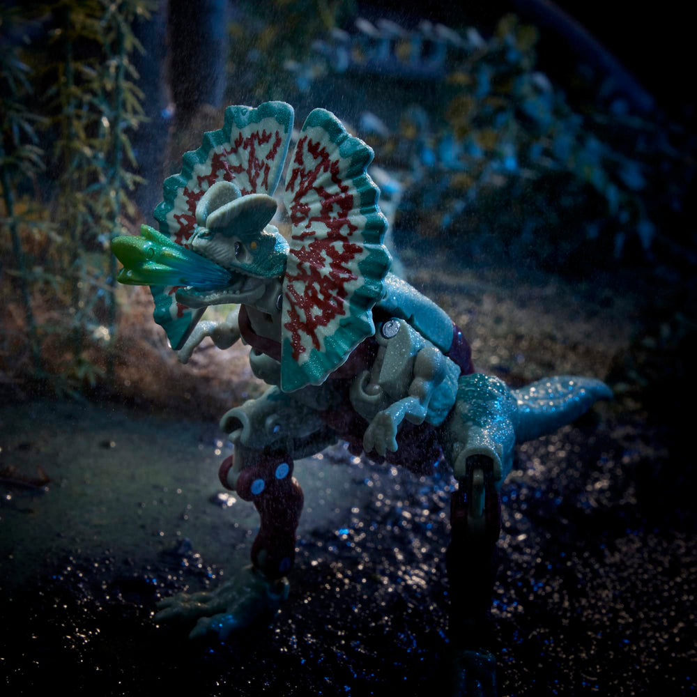 Transformers Dilophocon rain hat evokes iconic Jurassic Park moments.
