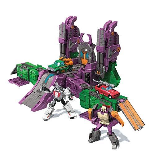 Transformers Earthrise Scorponok scorpion mode showcases dynamic pose and play features