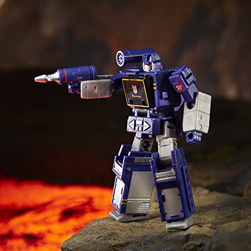 Transformers Soundwave Laserbeak mini-cassette fits inside the figure.