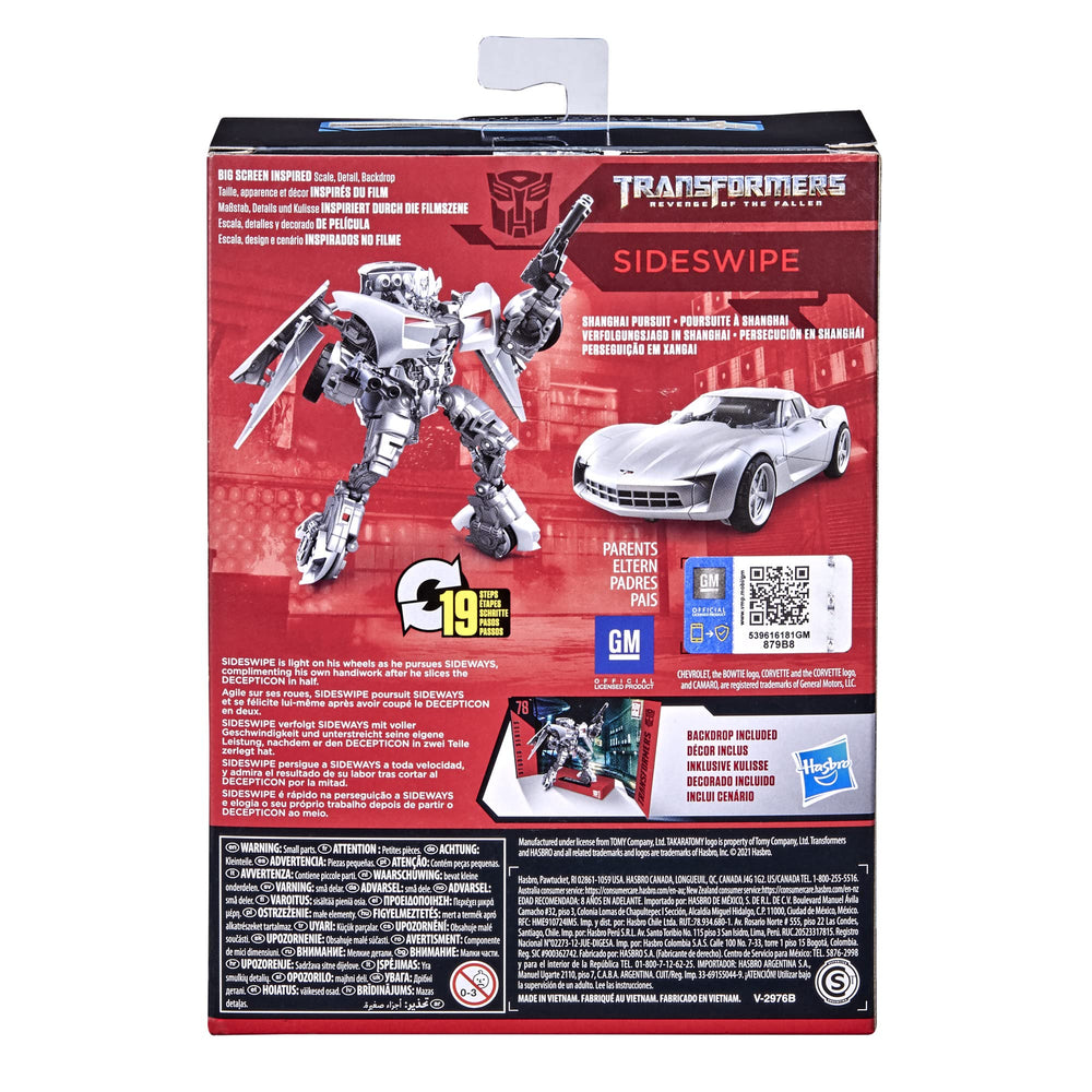Transformers Studio Series 78 Deluxe Sideswipe in the Shanghai Pursuit scene backdrop display.