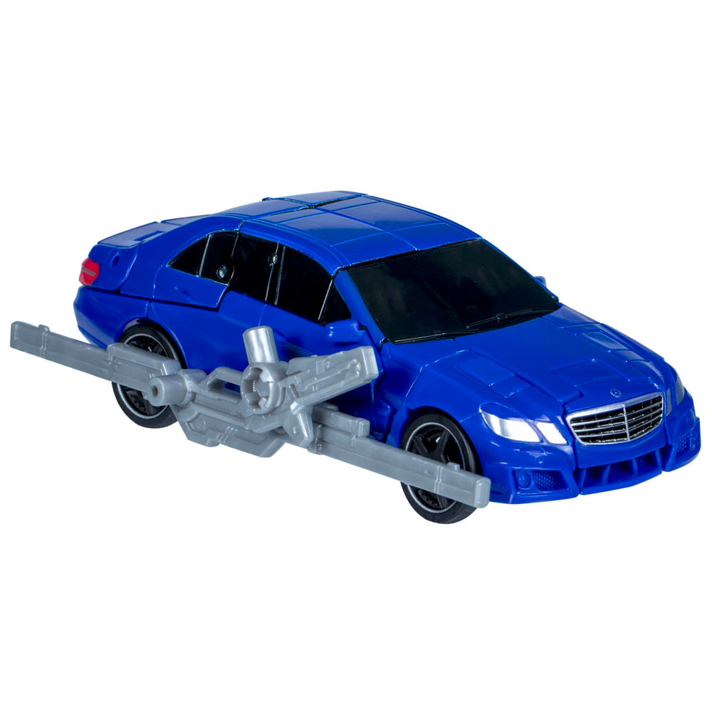 Wheeljack Que in car mode ready for dynamic display and quick conversion.