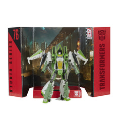 Transformers Thrust Null Ray accessory adds authentic weapon detail.