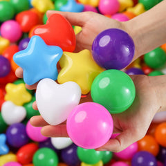 TRENDPLAY heart pit balls in vibrant hues for toddle-friendly, playful exploration.