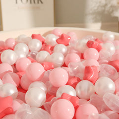 TRENDPLAY 2.2-inch diameter balls provide comfortable grip for tiny fingers.