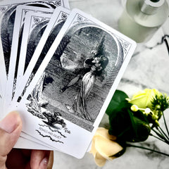 Trikendou Romeo & Juliet deck close-up on 350gsm stock and finish