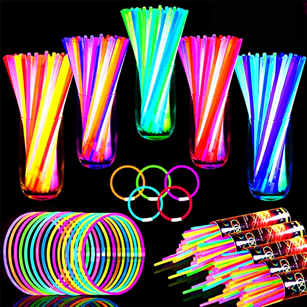 TURNMEON glow sticks in seven colors for neon party lighting.