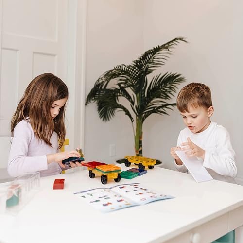 Tytan Disney Mickey Magnetic Tiles close-up highlighting durable magnets for easy connections