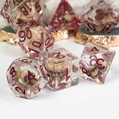 UDIXI Skull DND Dice in hand shows comfortable weight and feel.