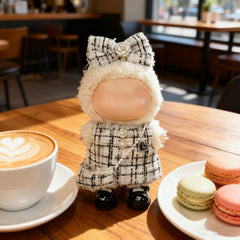 Ueuo Labubu 17cm doll outfit set detail shot reveals soft material and fine stitching