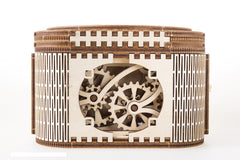 UGEARS Treasure Box lid detail shows carved lid and hidden mechanism.