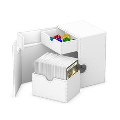 Ultimate Guard Flip'n'Tray 133+ magnetic closure keeps contents secure.