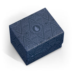 Ultimate Guard Sidewinder interior with microfiber lining protects cards and sleeves.