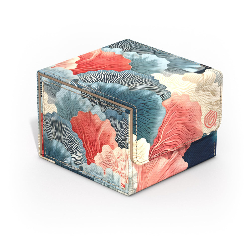 Ultimate Guard Sidewinder 133+ deck box with magnetic closure keeps decks secure for travel.