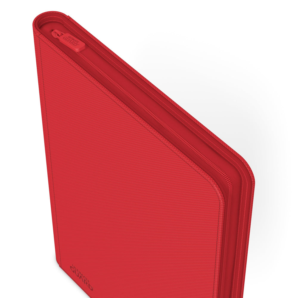 Zipper closure provides secure transport for the Zipfolio 320.