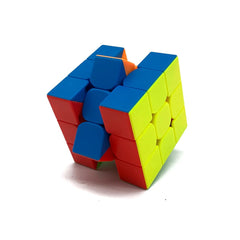 Ultimate Speed Cube top view highlights stickerless finish and color contrast.