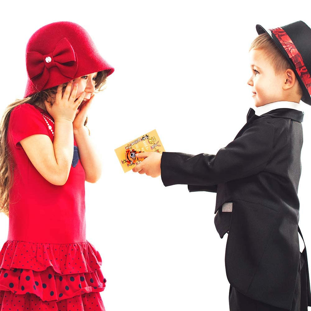 UMEELR classroom-prize finger puppet set boosts engaging activities.