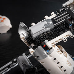 UNCLE BRICK four motor power system drives smooth, responsive movements
