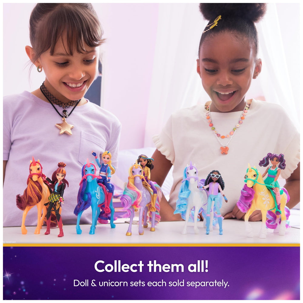 Unicorn Academy Hair-Styling-Tool invites kids to brush and style Layla’s hair.