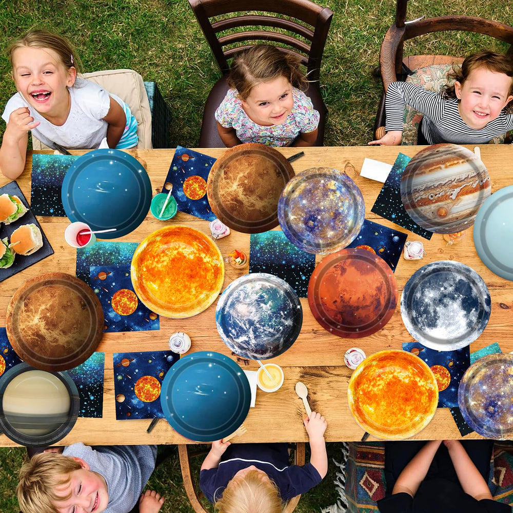 UROINEPA 100-piece kit for easy space party setup