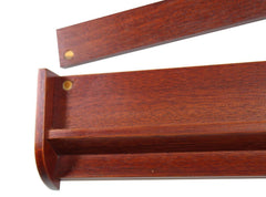 USA MJ TABLE .COM Wind indicator ensures accurate winds during play.