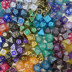 UURM Gift-ready RPG dice set appeals to players and game masters.