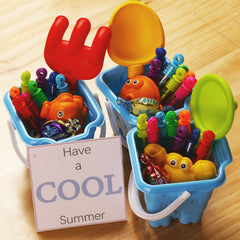 Kids enjoy outdoor play with colorful Uzoxlsn bubble wands