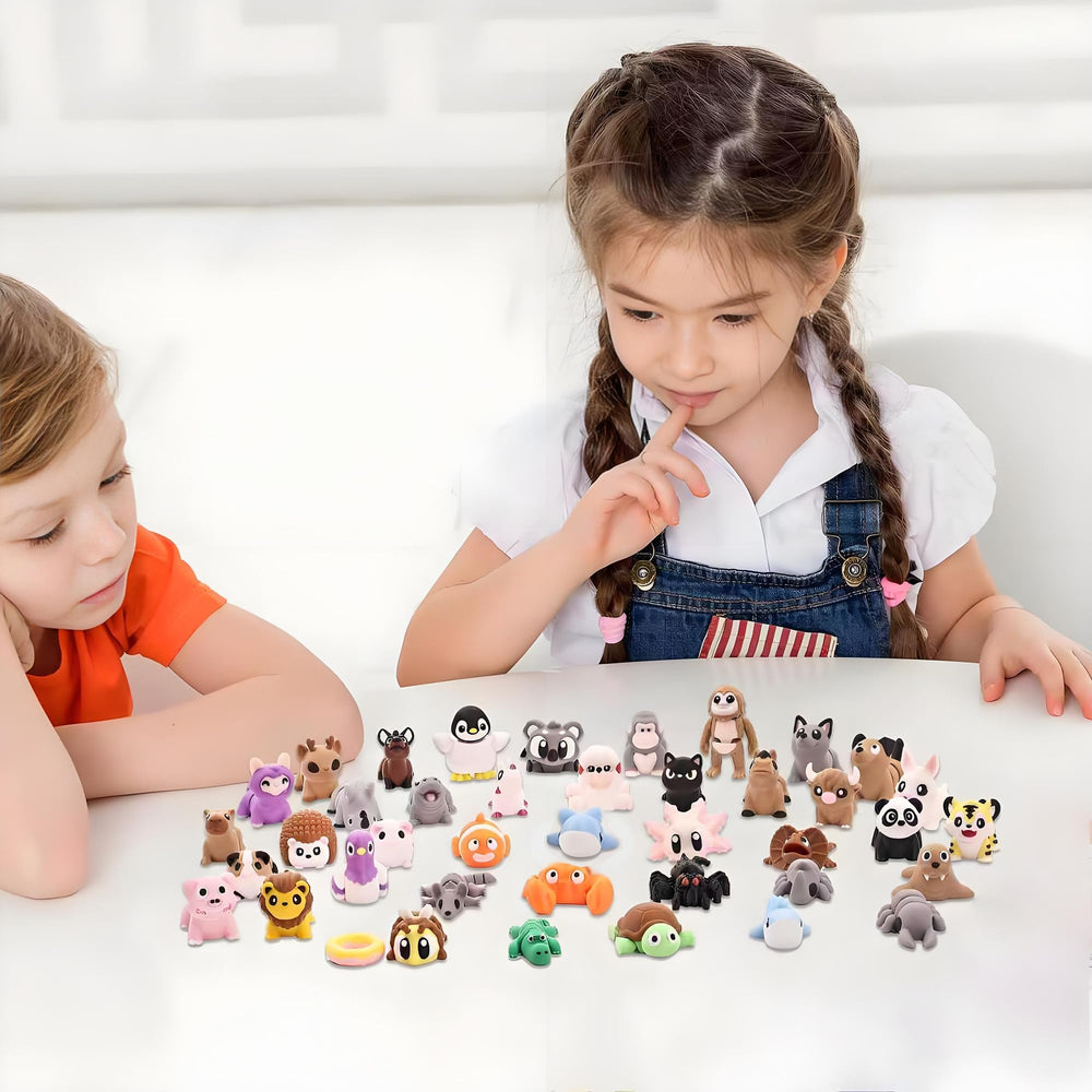 VABAO 3D panda figurine brightens desks and enhances display.