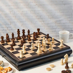 Vamslove extra queens and a 3-inch king expand pawn promotion options