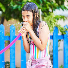 Vanblue interlocking tubes can be worn as bracelets or necklaces during play.
