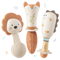 Vanplay fox rattle for babies promotes auditory and tactile exploration.