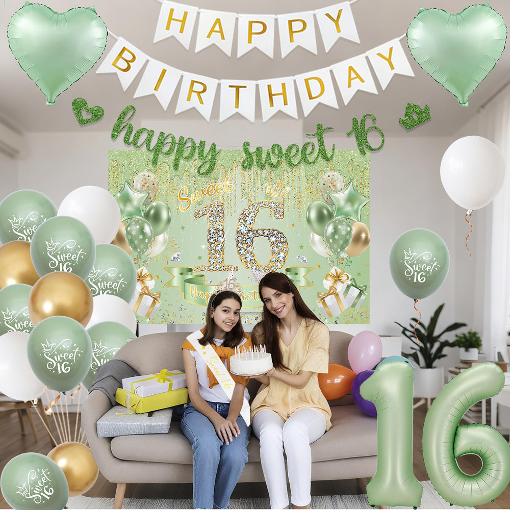 VeyoCraft number balloons provide bright focal points for photos