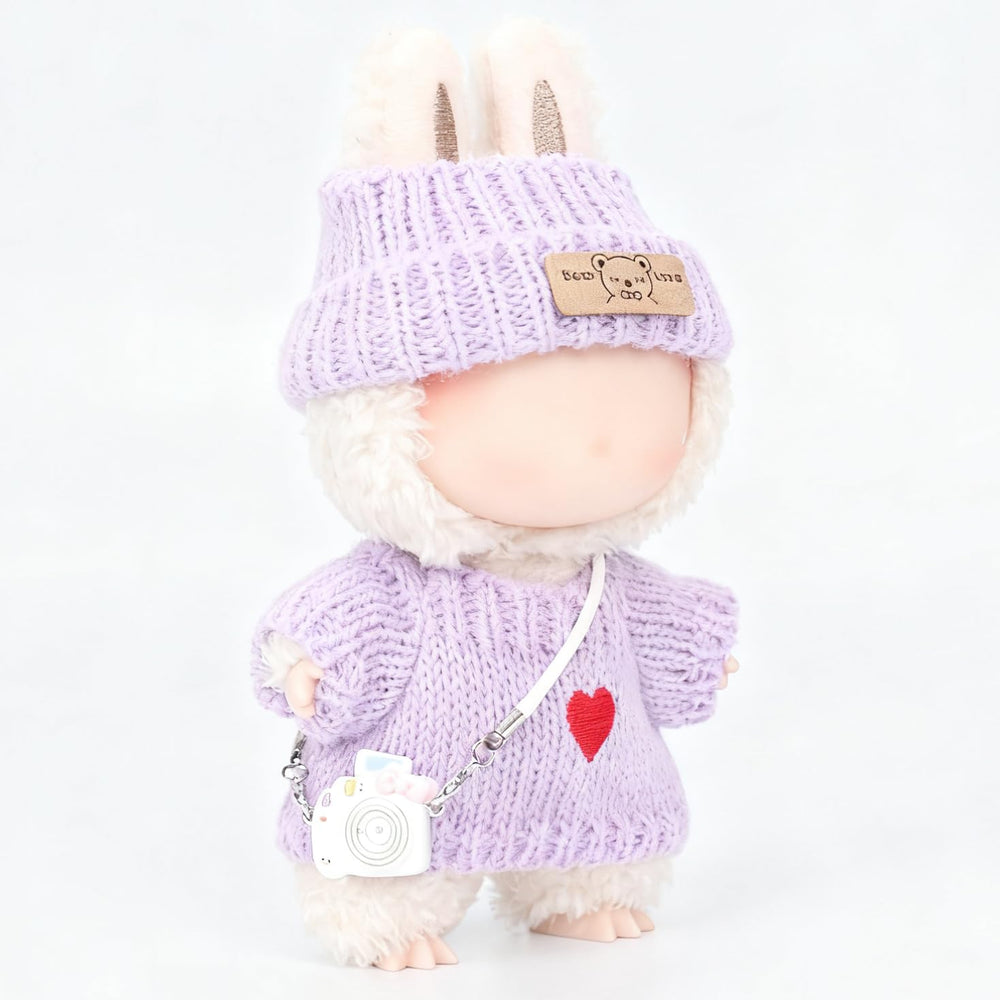Vintay Labubu 17cm sweater detail highlights stitching.