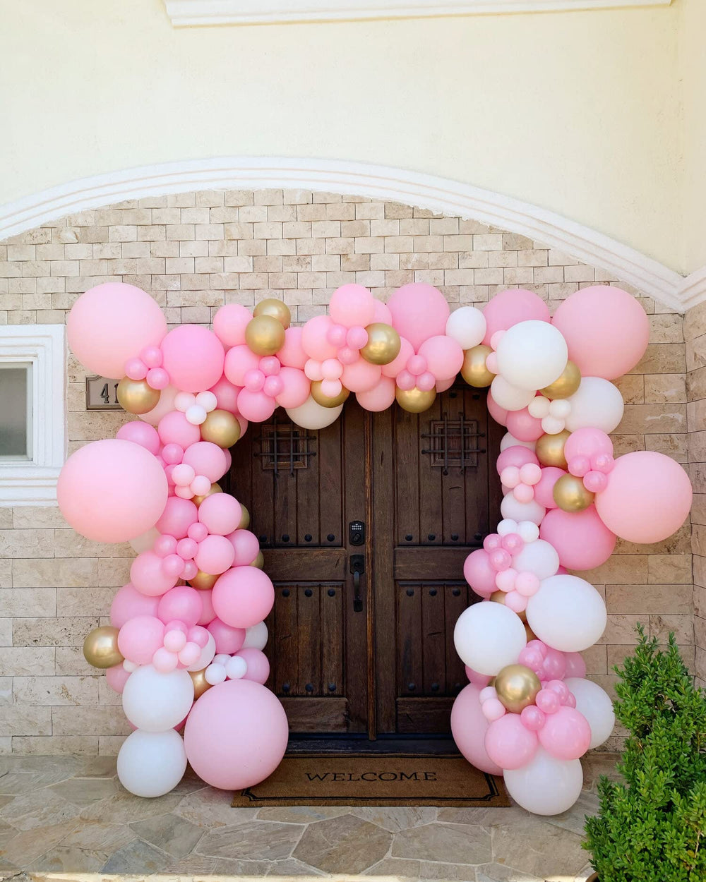 Voircoloria gender reveal pink balloons add gentle color to reveal moments