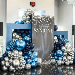 Voircoloria Metcllic blue 10-inch balloon enhances clusters and texture in decorations.