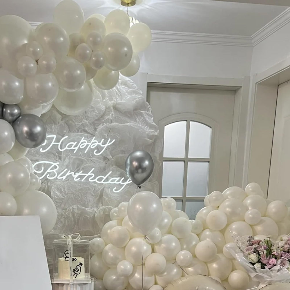 Voircoloria included ribbons help quickly decorate any venue.