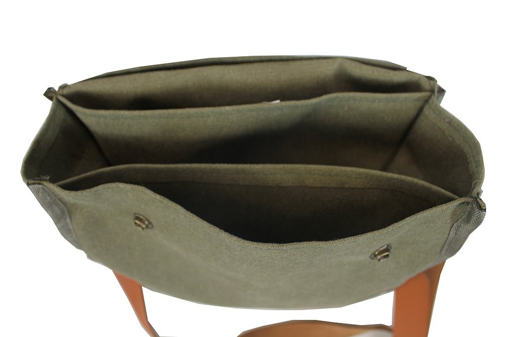 Vosariy Indiana Jones MK VII gas mask bag aged texture enhances retro display appeal