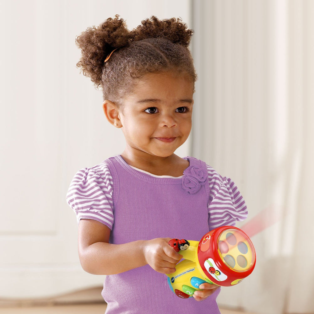 VTech Spin and Learn Color Flashlight ergonomic toddler handle for easy gripping.