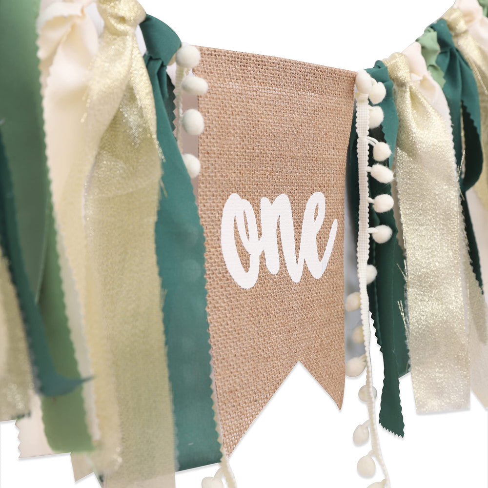 WAUAO Wild One photobooth backdrop for party pictures.